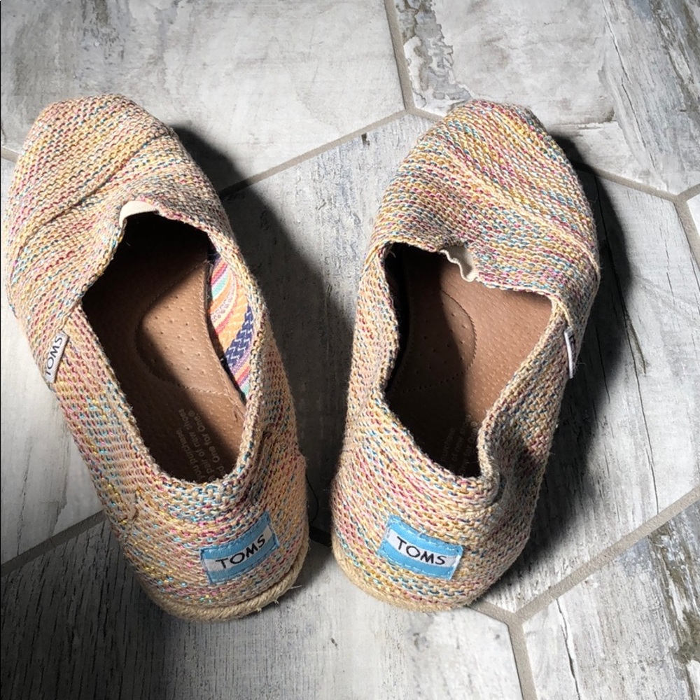 TOMS